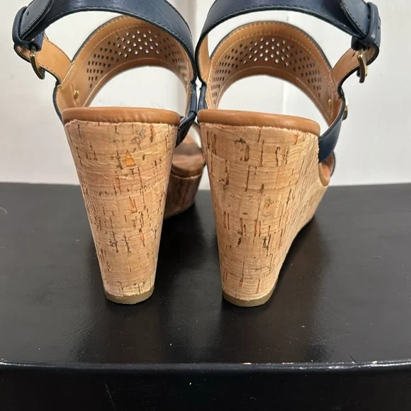 Tommy Hilfiger - Wedges Womens size 7.5 - Picture 5 of 10